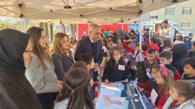 Karabük'te yürütülen "Sağlıklı Çocuk, Sağlıklı Gelecek" programı, Mustafa Antepoğlu Okulu'nda