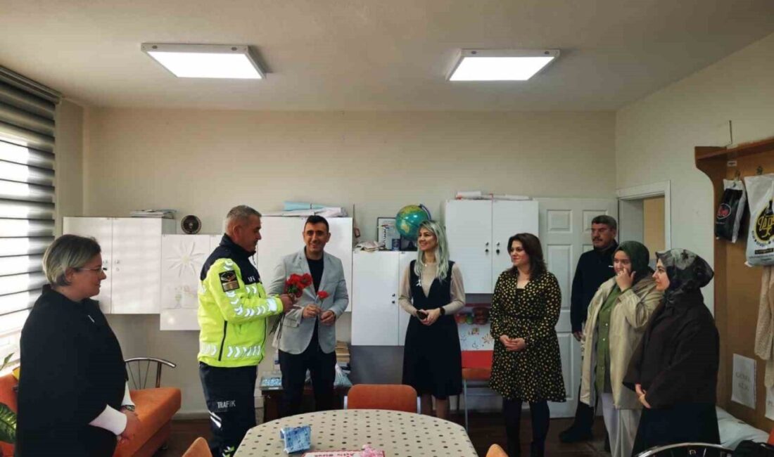 Karacabey İlçe Jandarma Komutanlığı, 24 Kasım Öğretmenler Günü’nde Beylik, Karakoca,