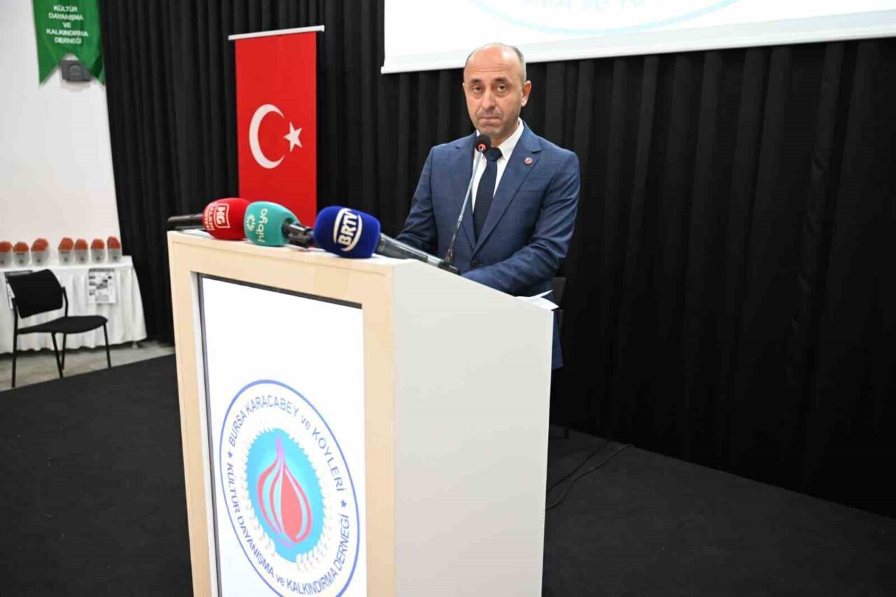 Bursa Karacabey'de düzenlenen kahvaltı programında, çeşitli siyasi parti ve STK