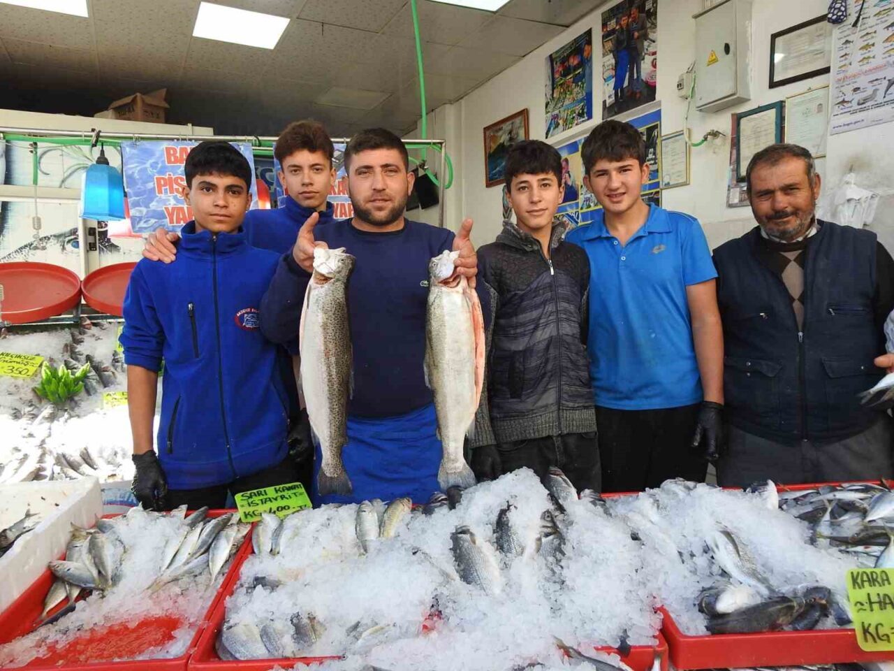 Karadeniz’deki balık bolluğu, hamsinin Kilis'te kilosunun 100 liraya düşmesine sebep