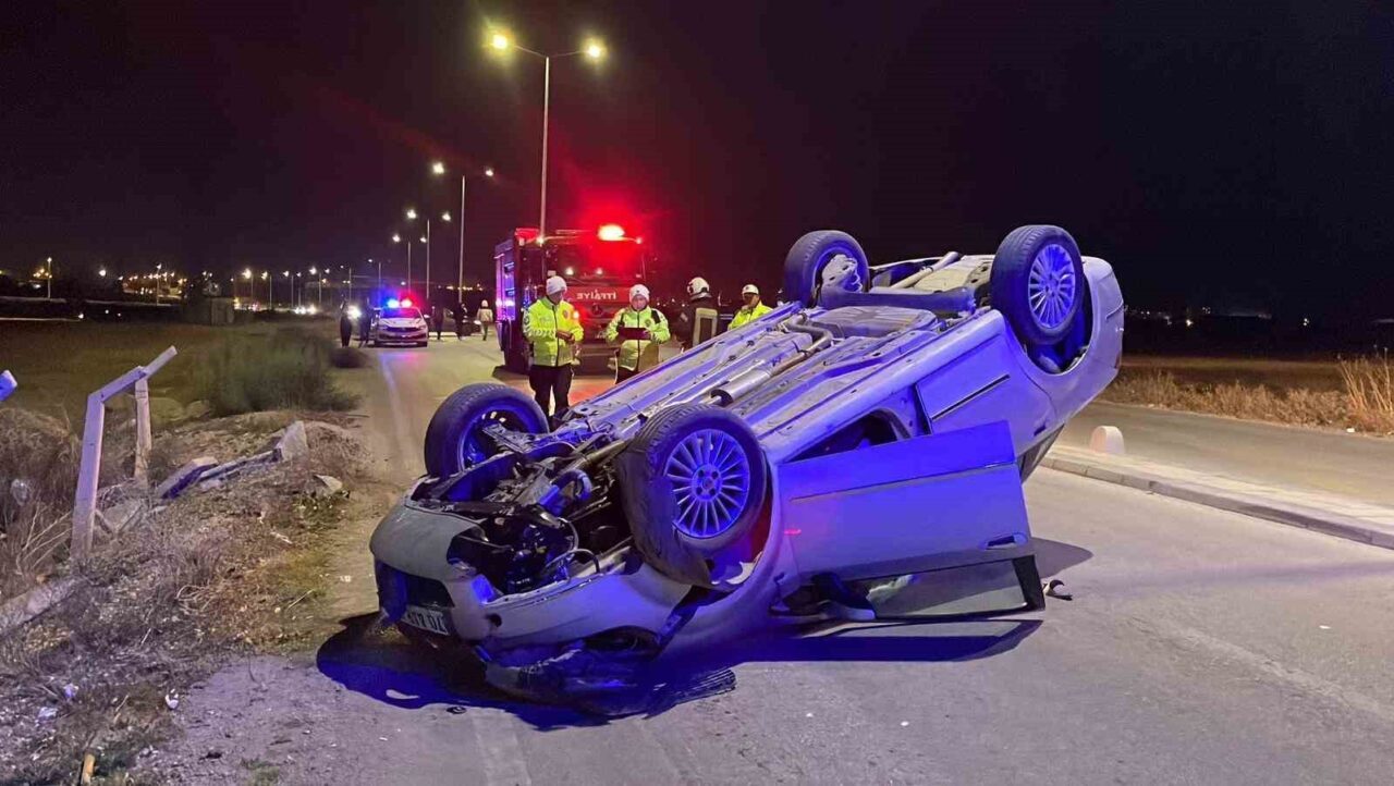 Karaman'da N.Y.Ç. yönetimindeki otomobil, direksiyon hakimiyetinin kaybedilmesi sonucu takla attı.