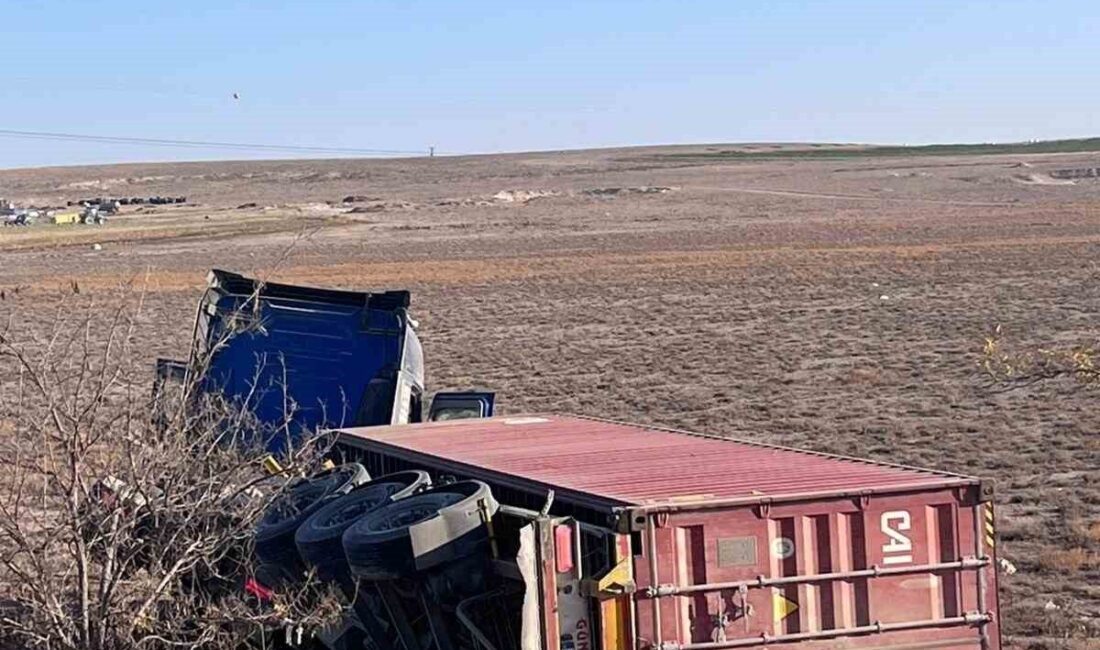 Konya'nın Karapınar ilçesinde E.G. yönetimindeki çekici devrildi. Olay, Hotamış mevkiinde