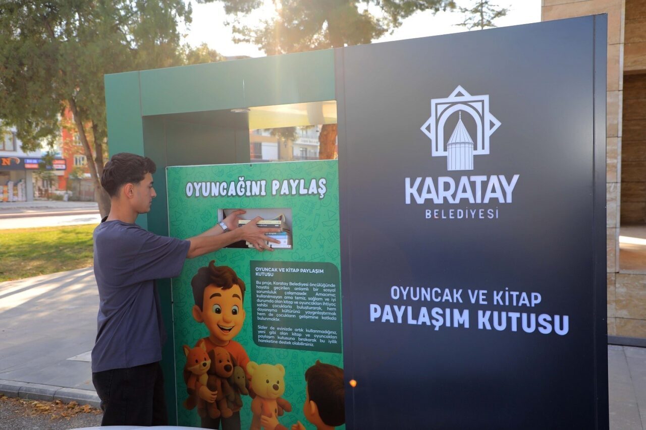 Karatay Belediyesi Gençlik Meclisi, kullanılmayan oyuncak ve kitapları ihtiyaç sahibi