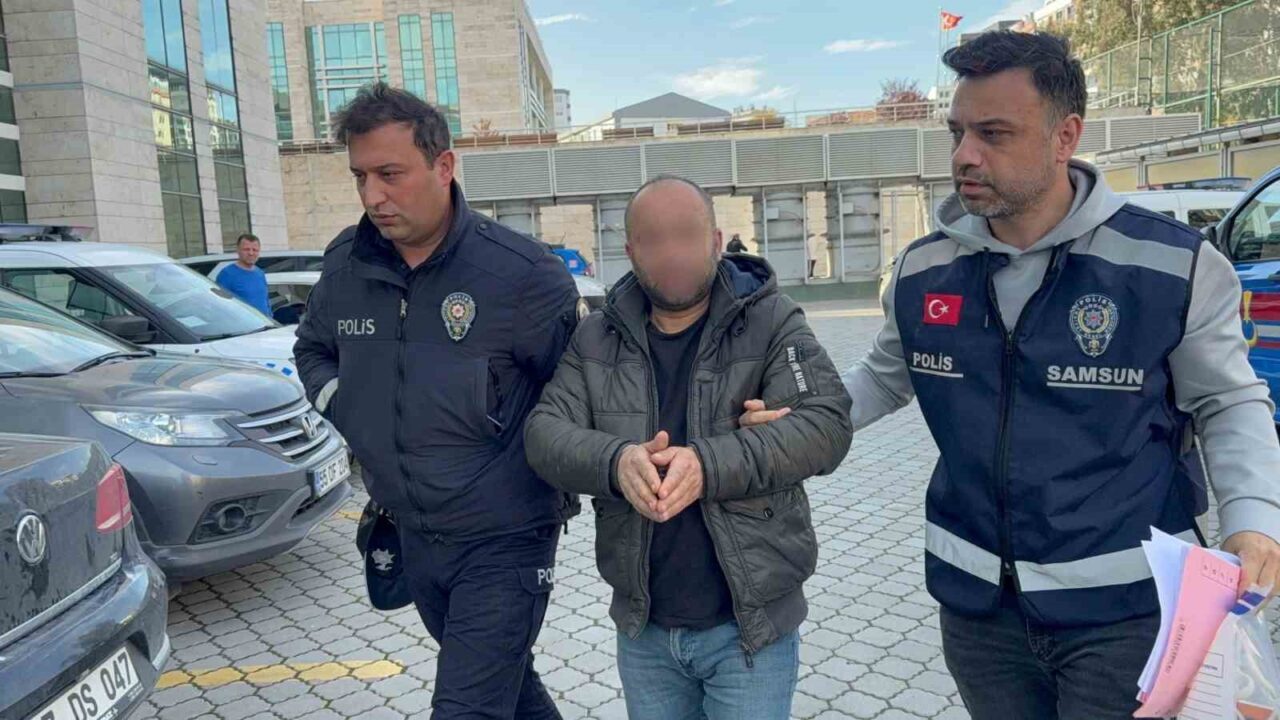 Samsun'un Canik ilçesinde, E.E. isimli şahıs, tartışma esnasında eşi H.E.'nin