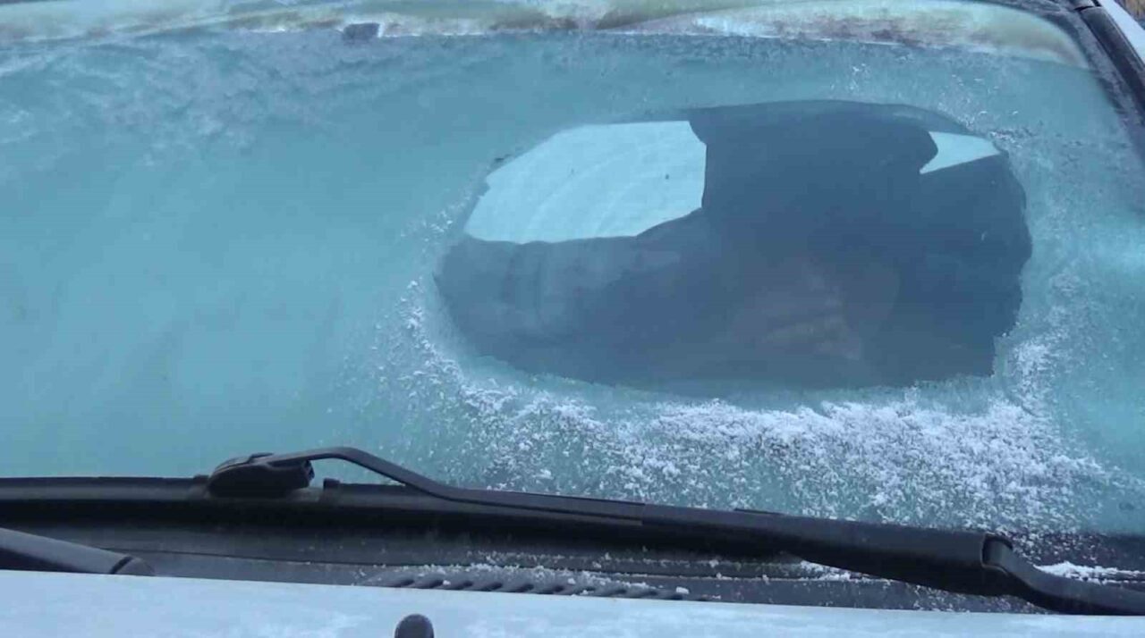 Kars’ta hava sıcaklıkları düşerek kışı erkenden hissettirmeye başladı