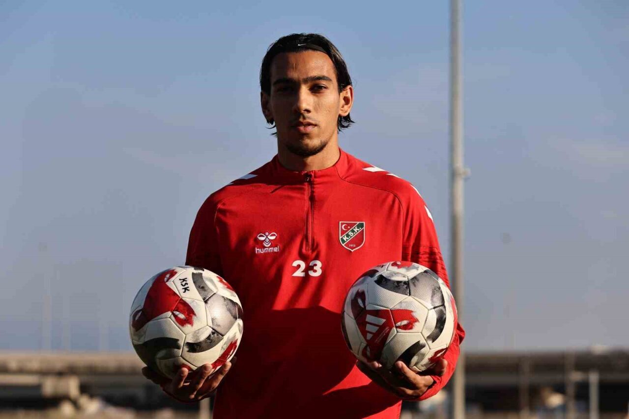 Karşıyaka Futbol Takımı Oyuncuları Şampiyonluk Hedefini Vurguladı