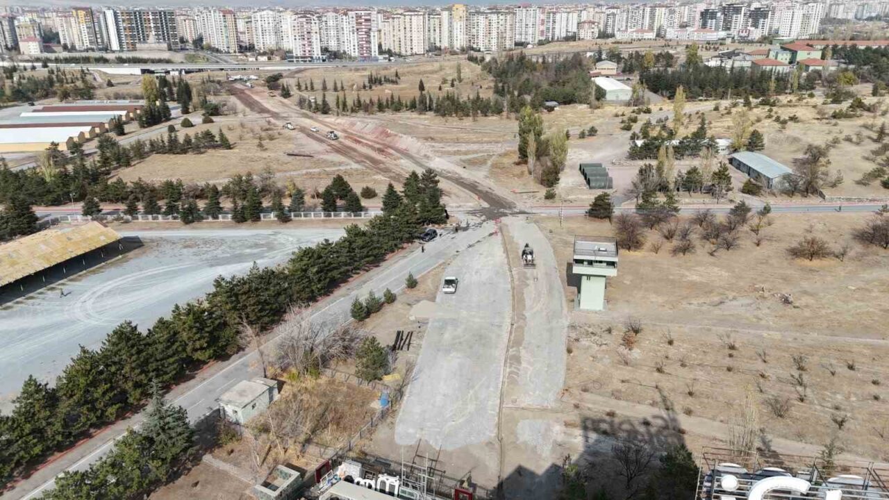 Kayseri Büyükşehir Belediyesi, Kartal Kavşağı Projesi için alternatif olarak planladığı