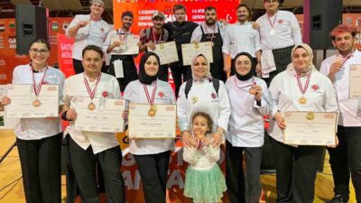 Kastamonu Üniversitesi'nin Gastronomi Fakültesi ve Daday Meslek Yüksekokulu öğrencileri, Antalya'daki