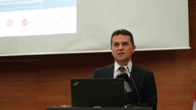 Kastamonu Üniversitesi'nde "Uluslararası Hukuk Bağlamında Savaş ve Çatışma" konferansı düzenlendi.