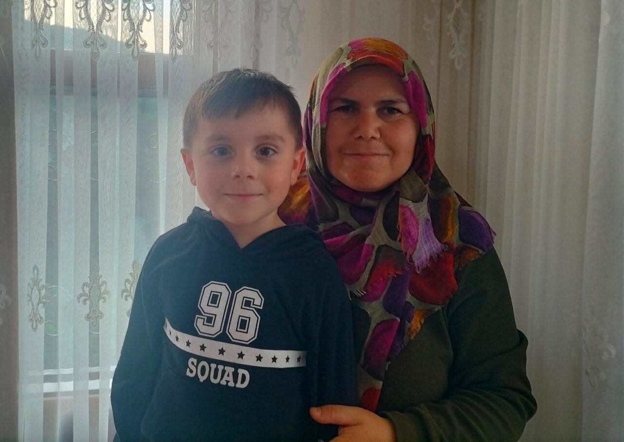 Kastamonu'nun Bozkurt ilçesinde kaybolan Huriye Helvacı (43) ve oğlu Osman