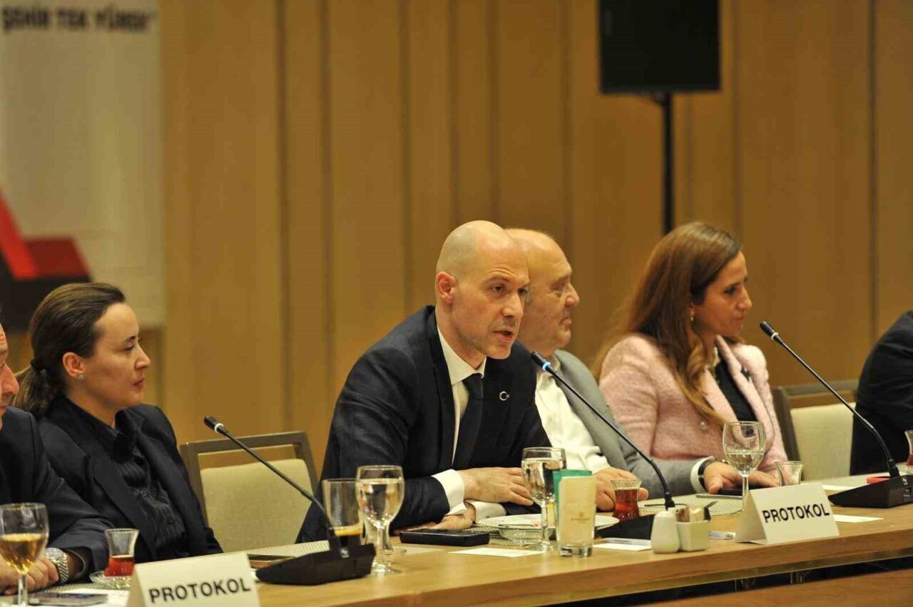 Kastamonulular Platformu, İstanbul'da gerçekleştirilen toplantıda, Başkan Haydar Çolakoğlu liderliğinde bölgenin