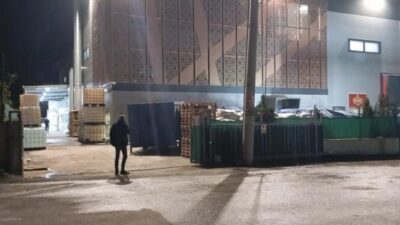 Bursa'nın Nilüfer ilçesi Kayapa OSB'deki bir tahin fabrikasında çıkan yangında