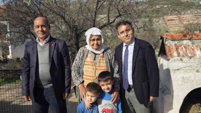 Marmaris Kaymakamı Nurullah Kaya, Taşlıca Mahallesi’ni ziyaret ederek muhtar Menderes