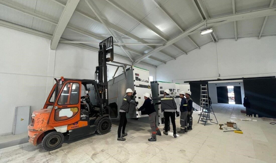 Kayseri Organize Sanayi Bölgesi’nde Elektrik Altyapı Yatırımı Tamamlanıyor: Yeni Dağıtım Merkezi DM-6 ile Enerji Kesintileri Son Bulacak Kayseri Organize Sanayi Bölgesi, 6 milyon Euro maliyetle başlayan elektrik