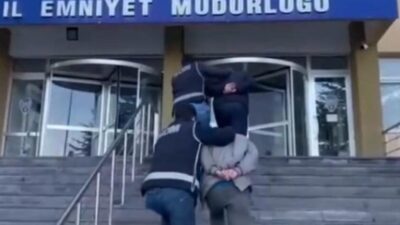 Kayseri'de polis, sahte plaka basımı yapan H.Ç. (29) ve D.A.