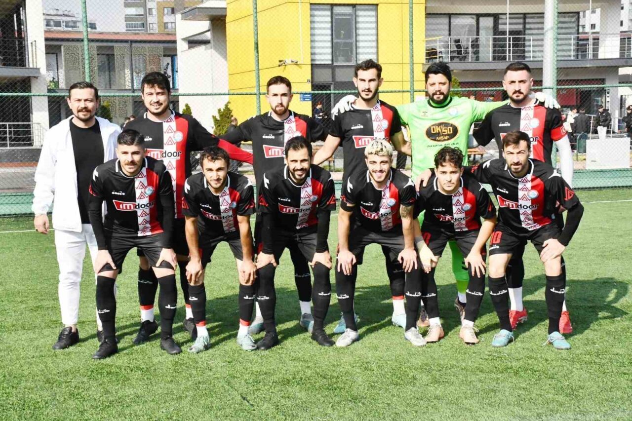 Döğerspor, Kayseri Süper Amatör Küme’de liderliği ele geçirerek büyük bir başarıya imza attı.