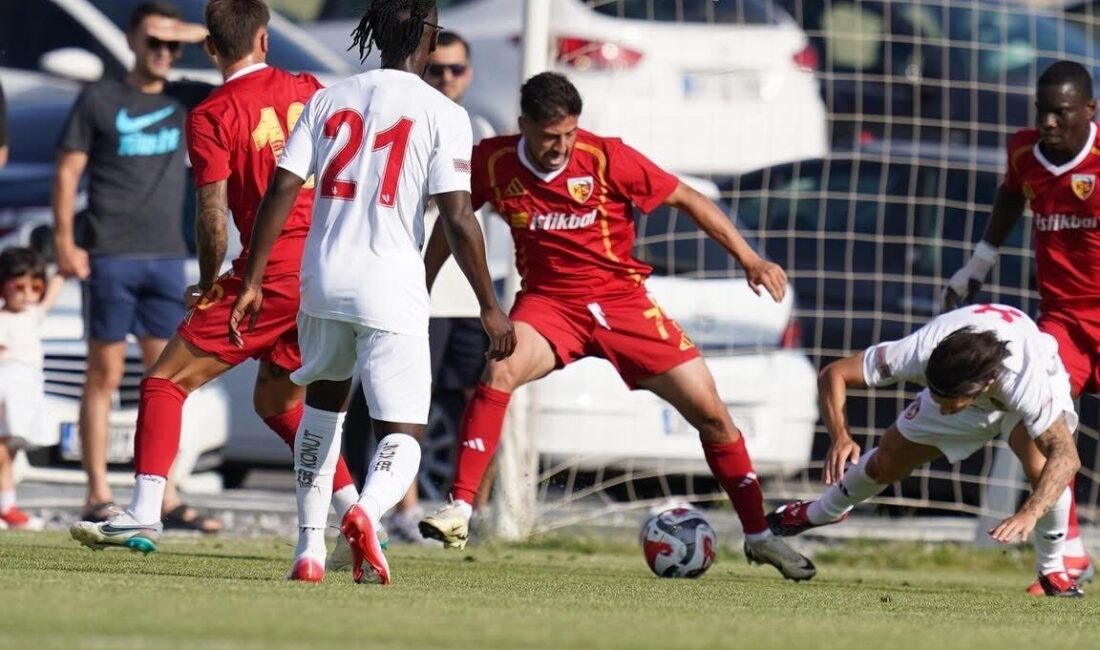 Kayserispor, Süper Lig'in 13. haftasında Gaziantep FK ile karşılaşarak ligdeki