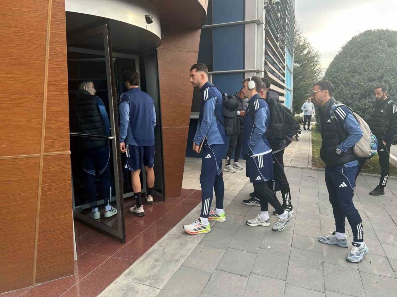 Kayserispor, Süper Lig'de zor günler geçirirken, Cumartesi günü Rizespor ile