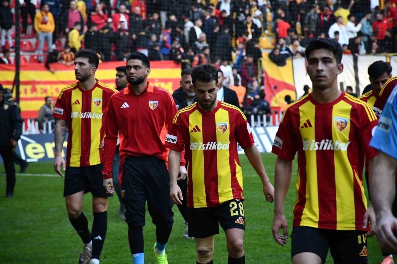 Kayserispor, Süper Lig'de Gaziantep FK'ya 3-0 yenilerek bu sezonki 6.