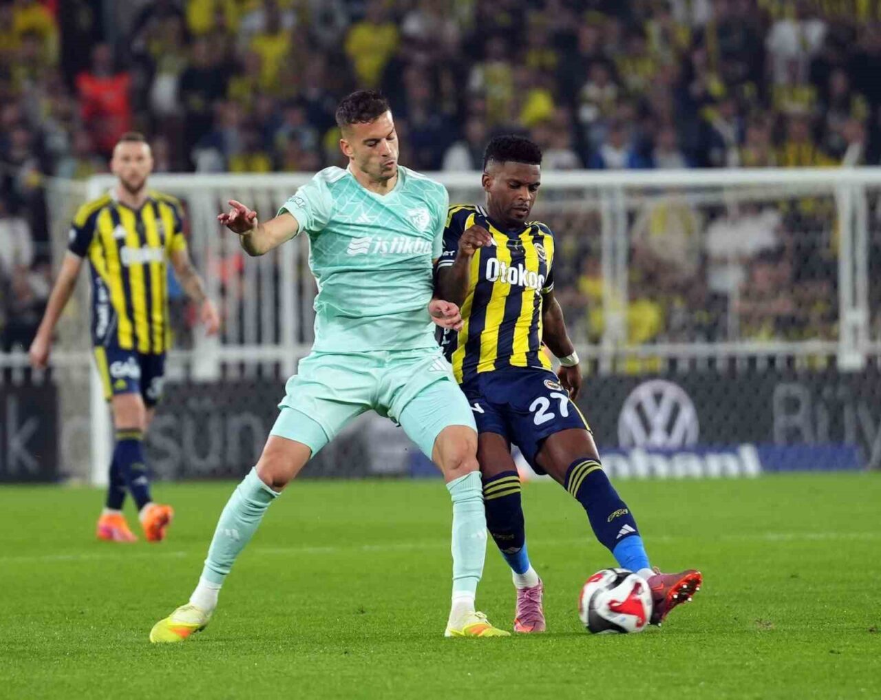 Kayserispor, bu sezon Süper Lig'deki 12. maçında Fenerbahçe'ye 4-2 mağlup