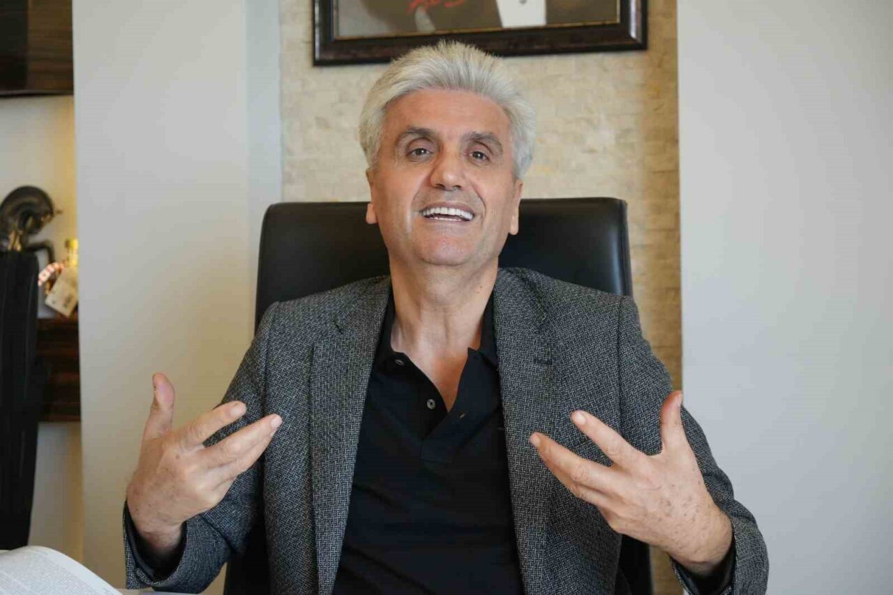 Prof. Dr. Hayati Akbaş, doğuştan kulak şekil bozukluklarının psikolojik etkilerine