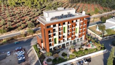 Kepez Belediyesi, Hasta Yakınları Konukevi'ni yenileyerek 5 yıldızlı konfor sundu.