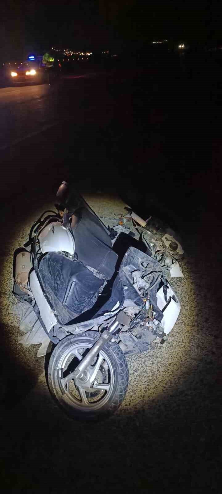 Edirne'nin Keşan ilçesinde meydana gelen trafik kazasında, motosiklet sürücüsü 30