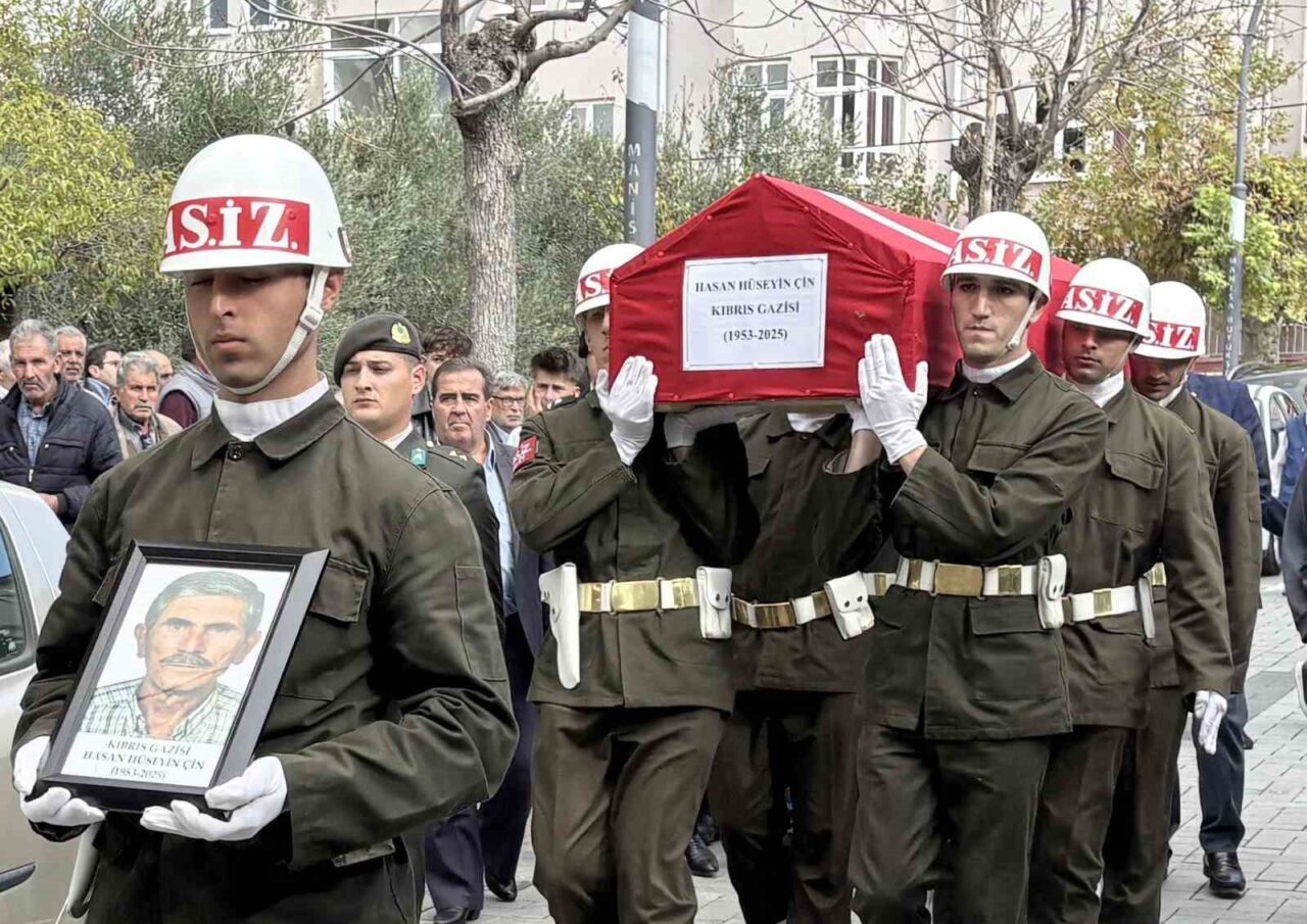 Manisa'nın Gördes ilçesinde yaşayan 72 yaşındaki Kıbrıs Gazisi Hasan Hüseyin