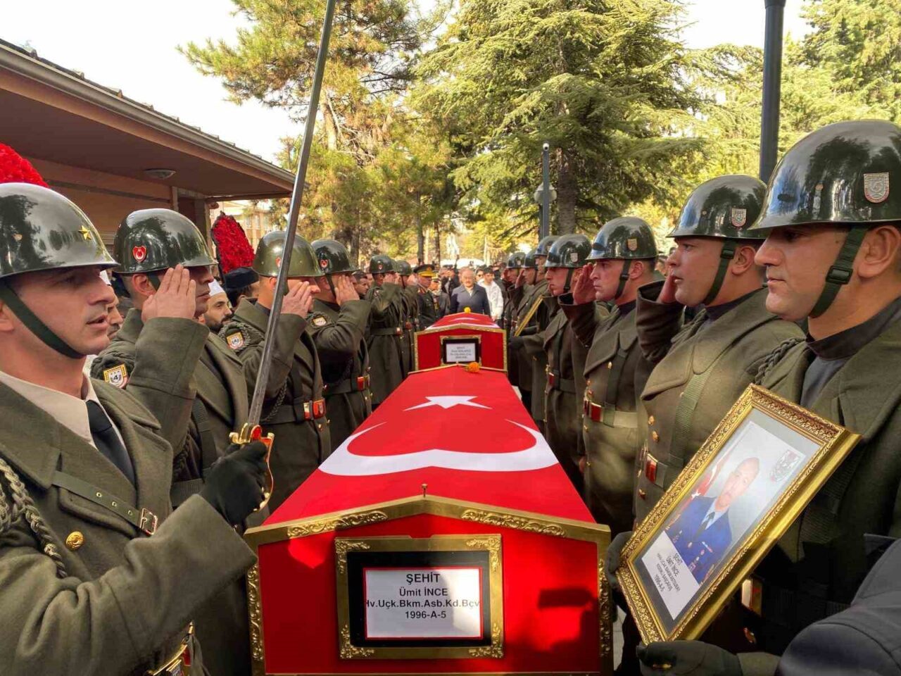 Gürcistan'da düşen Türk kargo uçağında hayatını kaybeden Hava Uçak Bakım