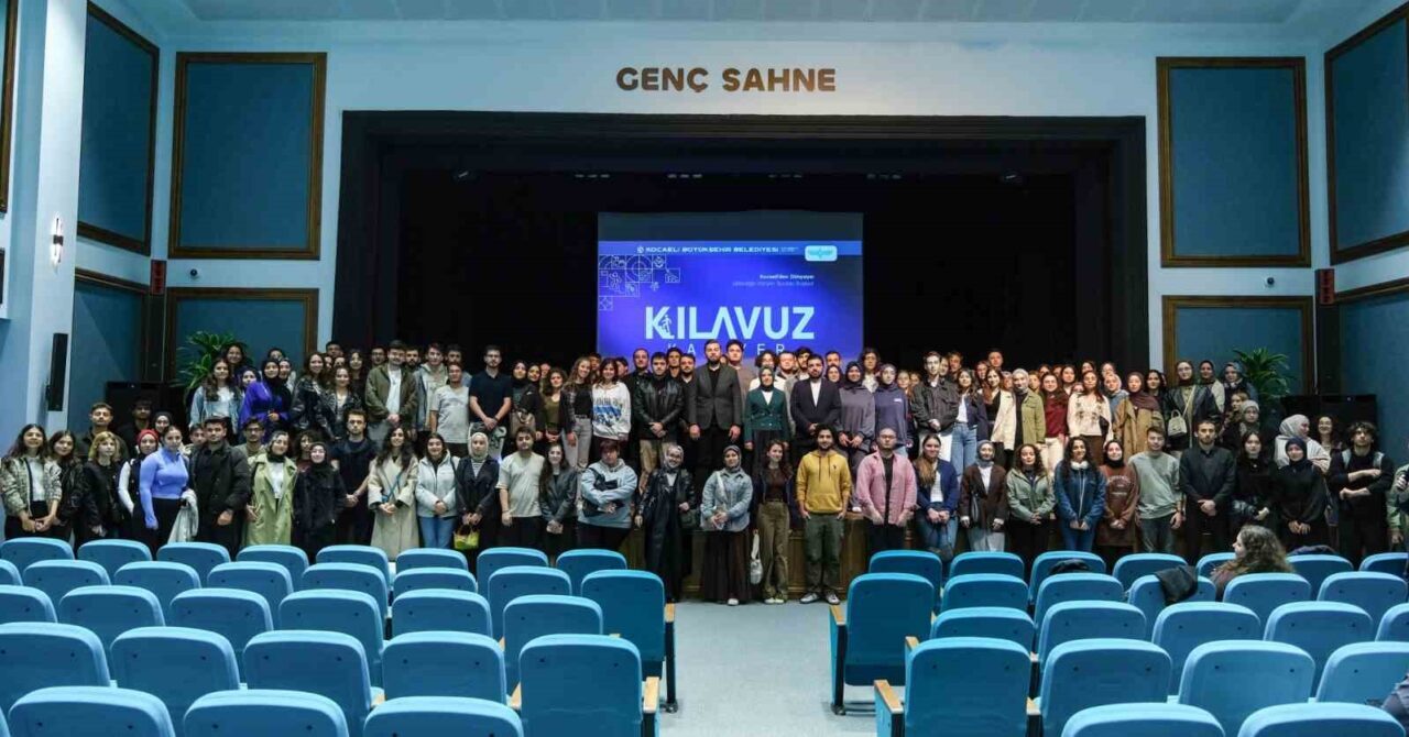 Kocaeli Büyükşehir Belediyesi, gençlere çevrimiçi staj imkanı sunan Kılavuz Kariyer