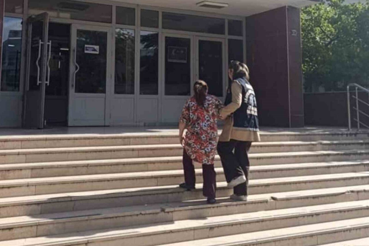 Kırıkkale'de, 6 yıl hapis cezası bulunan S.A., polis ekiplerinin çalışmaları