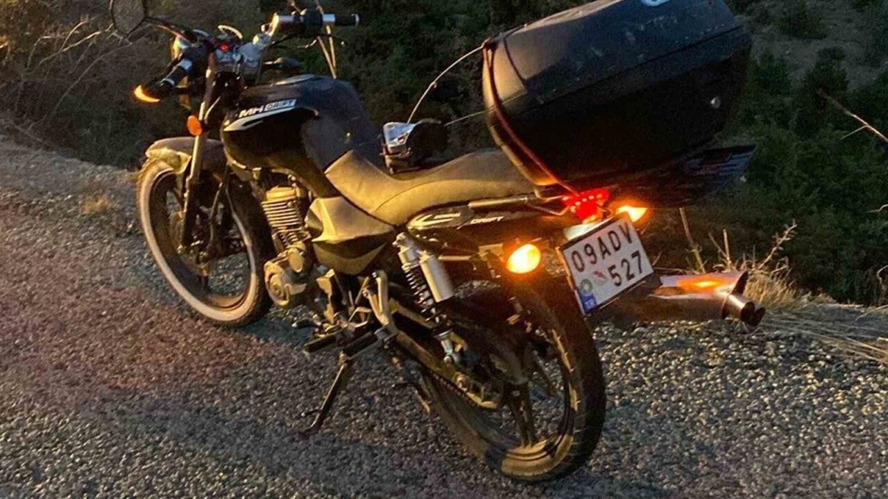 Kırıkkale'nin Balışeyh ilçesine bağlı Uzunlar köyü yolunda meydana gelen motosiklet