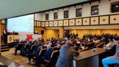 Kırklareli'nin Babaeski ilçesinde düzenlenen bilgilendirme toplantısında, Tarım ve Orman Müdürlüğü