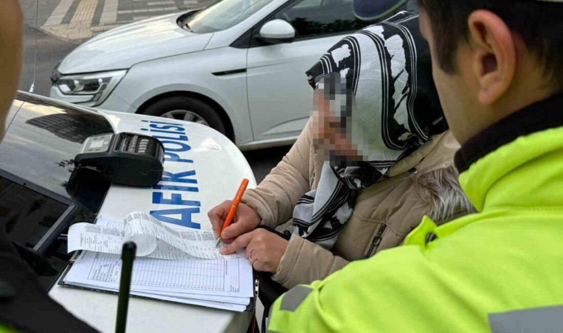 Diyarbakır'da yapılan dron destekli trafik denetimlerinde birçok sürücünün kırmızı ışık