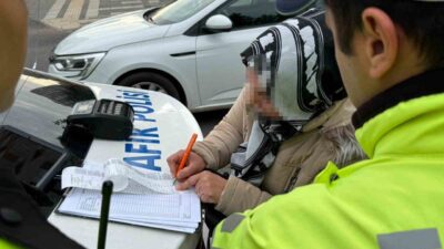 Diyarbakır'da yapılan dron destekli trafik denetimlerinde birçok sürücünün kırmızı ışık