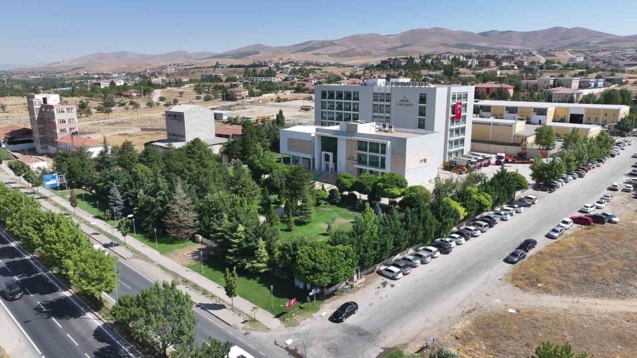 Kırşehir İl Özel İdaresi'nin 2024 Sayıştay denetim raporunda mali eksiklikler