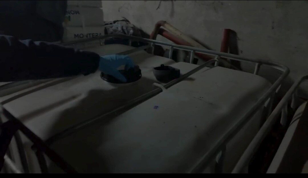 Kırşehir’de Jandarma Tarafından Yapılan Operasyonda 33 Bin Litre Kaçak Akaryakıt Yakalandı Kırşehir'de jandarma, kaçak akaryakıt üretimiyle ilgili düzenlediği operasyonda 33 bin