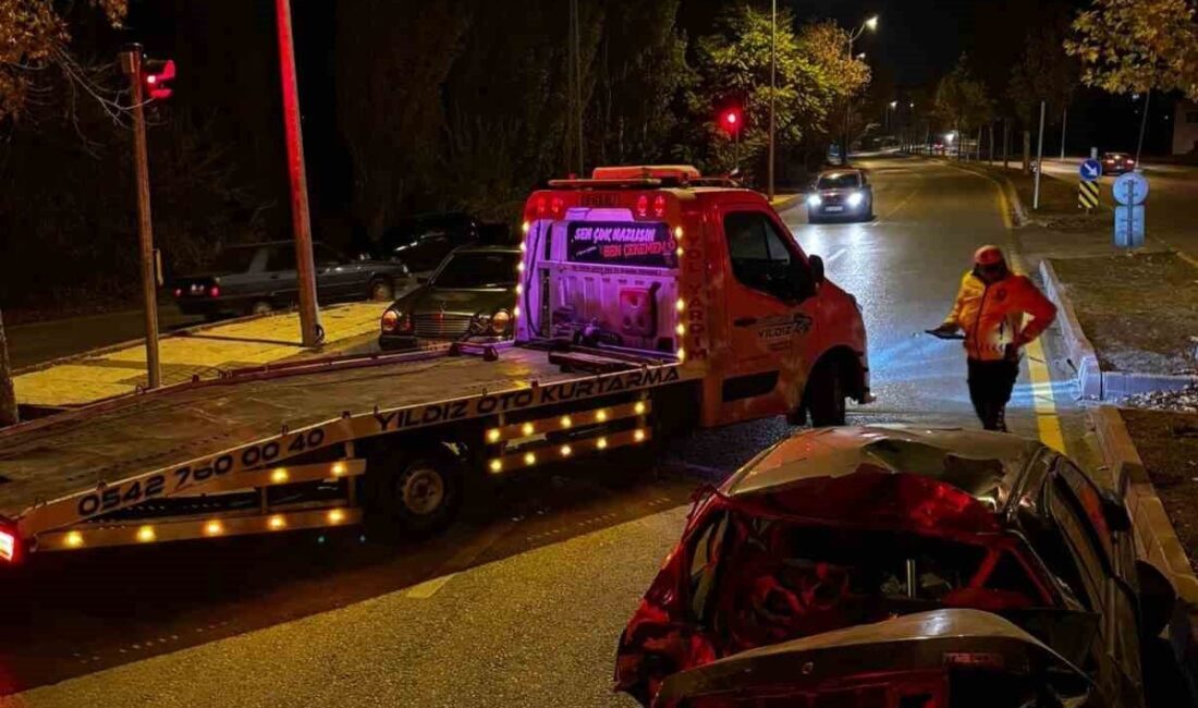 Kırşehir'de İ.K. (30) yönetimindeki otomobil, kontrolün kaybedilmesiyle kaldırıma çarparak takla