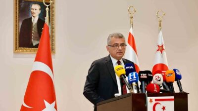 KKTC Cumhurbaşkanı Tufan Erhürman, GKRY lideri Nikos Hristodulidis ile yaptığı