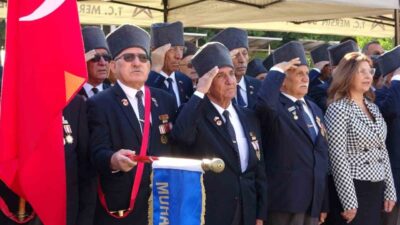Kuzey Kıbrıs Türk Cumhuriyeti'nin (KKTC) 42. yıl dönümü Mersin'de gerçekleştirilen