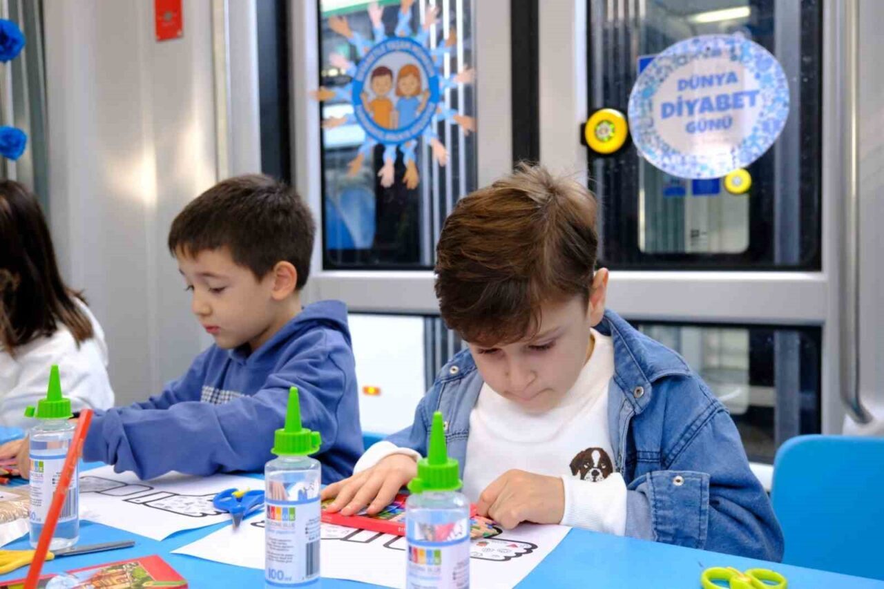 Dünya Diyabet Günü’nde Kocaeli Üniversitesi Hastanesi’nde Çocuklar İçin Tramvay Etkinliği Düzenlendi