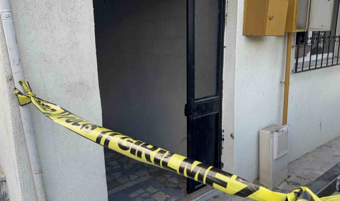 Kocaeli'nin Çayırova ilçesinde bir evde yangın çıktı, 2 yaşındaki Ersin