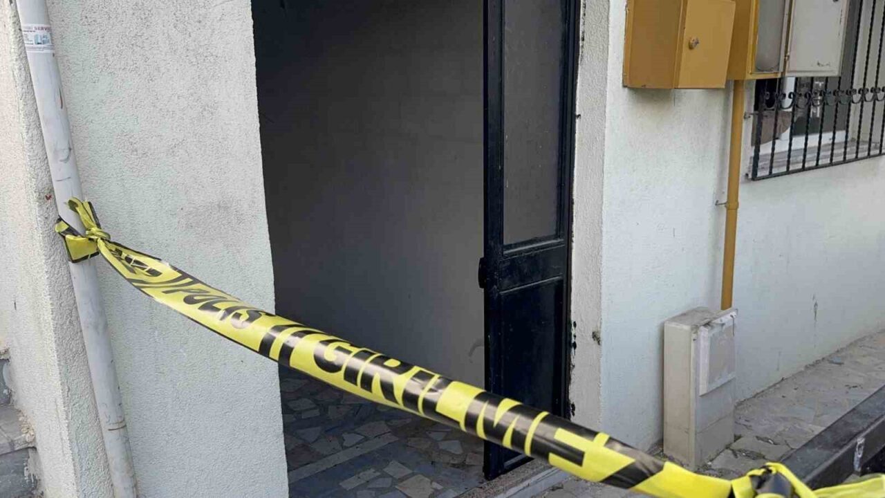 Kocaeli'nin Çayırova ilçesinde bir evde yangın çıktı, 2 yaşındaki Ersin