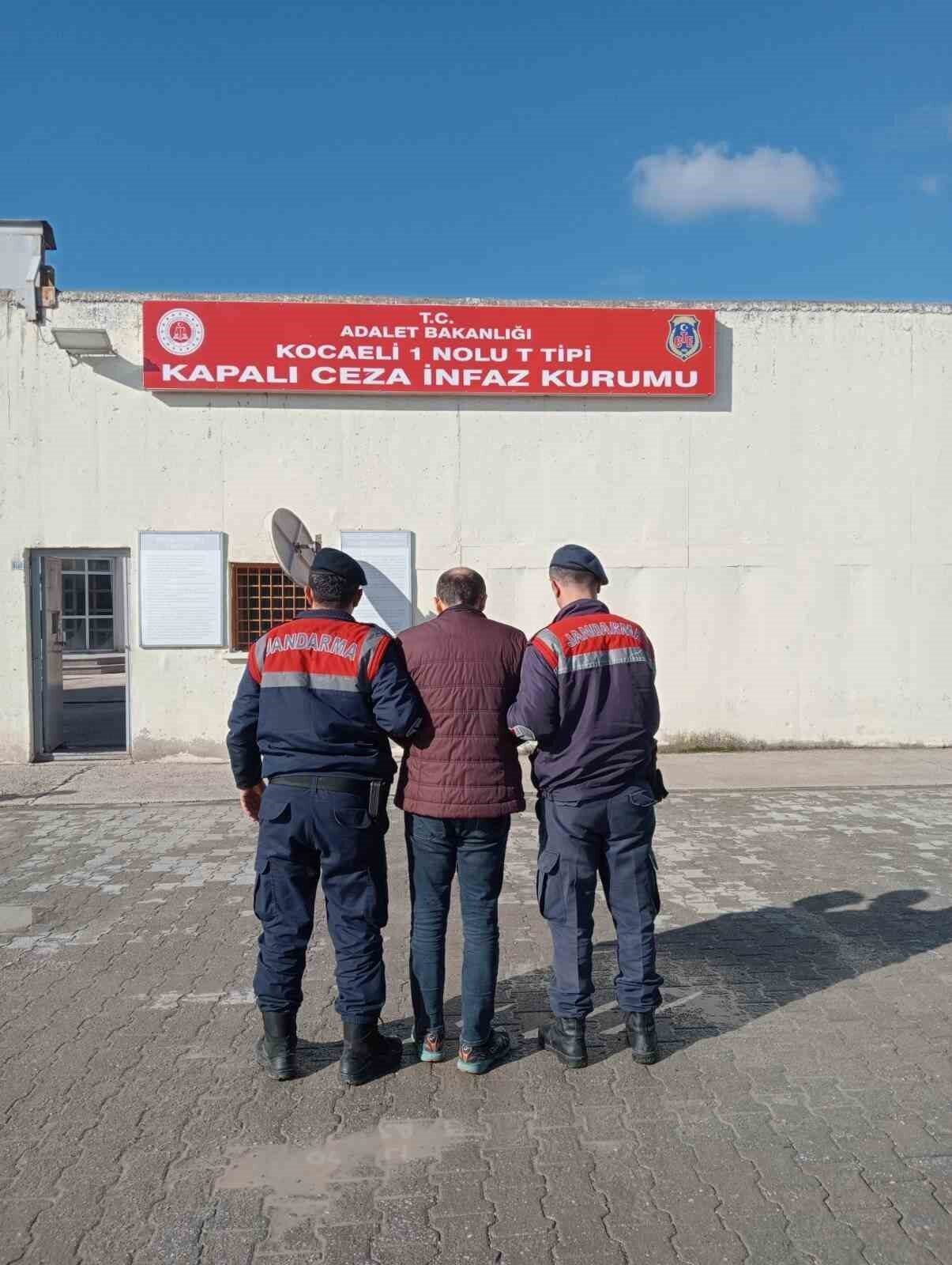 Kocaeli'de FETÖ/PDY terör örgütüne üye olma suçundan 6 yıl 3