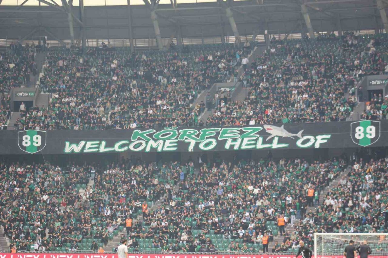 Kocaelispor, Galatasaray'ı 1-0 yenerek önemli bir galibiyet elde etti. Trendyol