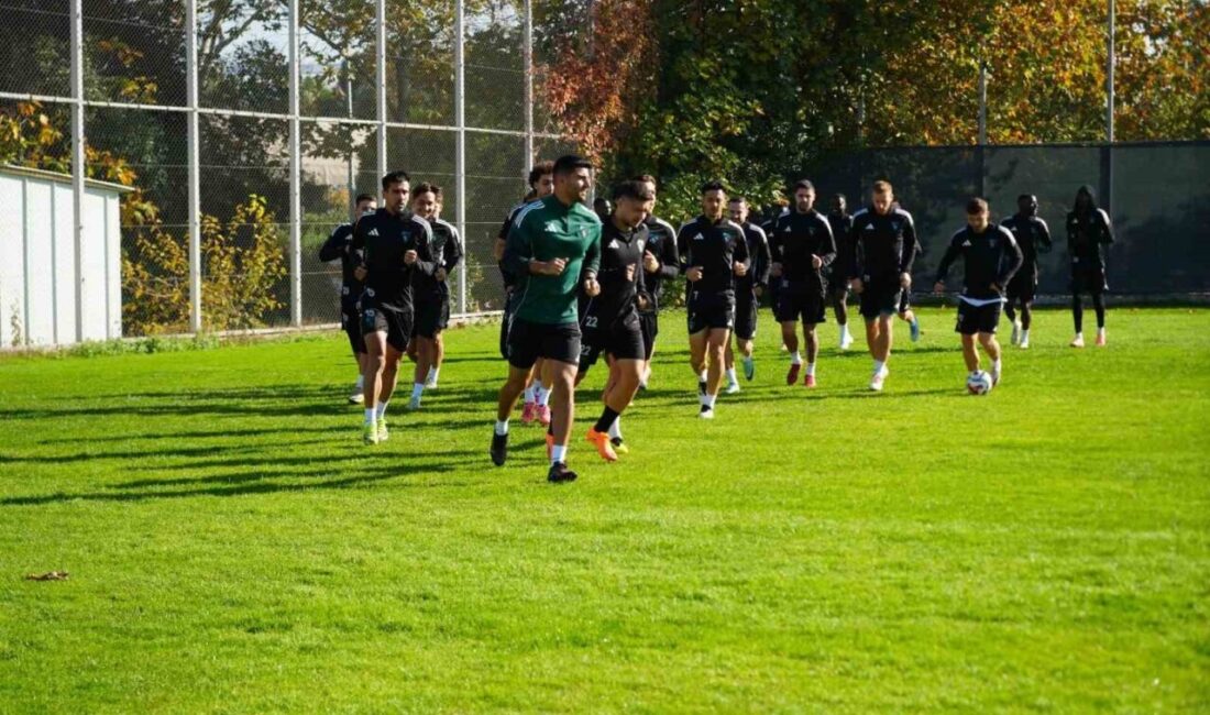 Kocaelisporlu Ahmet Oğuz’dan Gençlerbirliği Maçı Öncesi Açıklamalar: “Her Maçta Kazanmaya Oynamalıyız” Kocaelisporlu Ahmet Oğuz, Gençlerbirliği maçı öncesinde, "En çok isteyen kazanır"