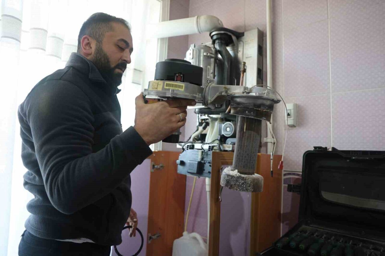 Kış aylarında havaların soğumasıyla kombi kullanımı artarken, bakım yapılmadığında önemli