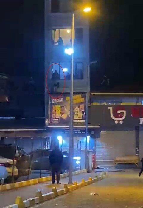 İstanbul Fatih'te komşular arasında henüz bilinmeyen bir sebeple çıkan tartışma,