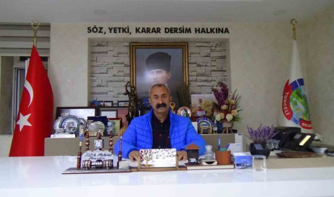 Tunceli'nin TKP'li Belediye Başkanı Fatih Mehmet Maçoğlu, 145 işçiyi usulsüz