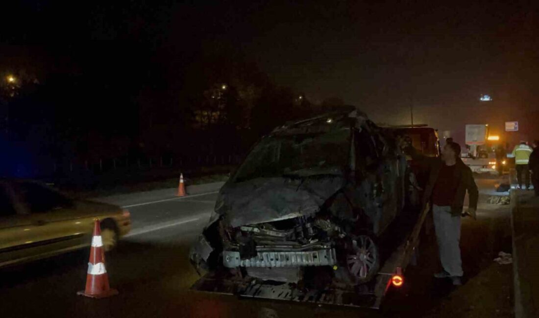 Eskişehir'in Tepebaşı ilçesinde, stajyer ehliyet sahibi İ.M.T. (22) idaresindeki otomobil,